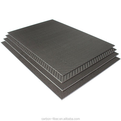 হালকা ওজন কার্বন ফাইবার প্লেট শীট দেওয়াল 1mm 2mm 10mm জন্য ইউএভি ড্রোন 48 X 96 4 X8
